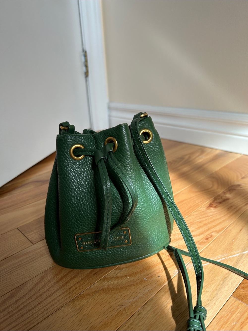 Vintage Marc by Marc Jacobs Green Pebbled Leather Drawstring Bucket Bag small